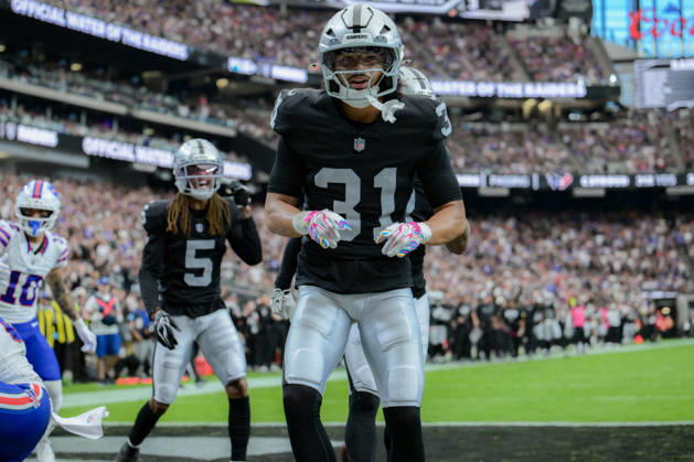 October 18, 2026, Las Vegas, Nevada, USA: STOKES 31 of Las Vegas raiders celebrated after successful intercept during week 6 NFL, American Football Herren, USA game at the Allegiant stadium in Las Vegas. The Buffalo Bills Defeated The Las Vegas Raiders 33-30  - ZUMAo117 20261018_zsp_o117_030 Copyright: xMikaelxOnax