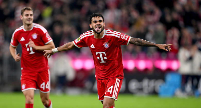 Soccer: Bundesliga Season 2026–2027, Matchday 6, October 17, 2026: FC Bayern Munich vs. RB Leipzig, Luis Diaz, FC Bayern Munich