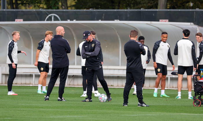 October 19, 2026, Stuttgart, Soccer, UEFA Champions League, 2026–2027 season, VfB Stuttgart practice, VfB coach Sebastian Hoeneß