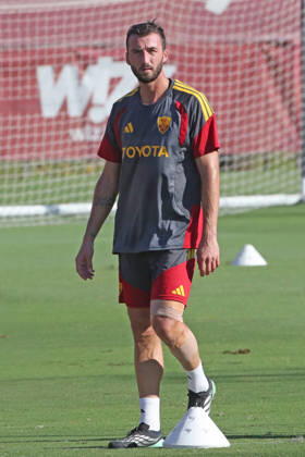 IPA89917378 - October 19, 2026 Champions League: Gasperini press conference, PK, Pressekonferenz + Training Sessions In the photo: Cristante (Photo by Gino Mancini)  Copyright: xGinoxMancini IPAxSportx xx IPA89917378 IPA89917378