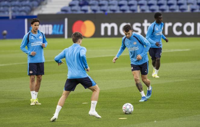 PORTO - Ivan Perisic of PSV Eindhoven during a training session the day before the Champions League match between Porto and PSV Eindhoven at the Estadio Do Dragao, on October 19, 2026 in Porto, Portugal. MORITZ MUELLER ANP xVIxANPxSportx xxANPxIVx 572987981 originalFilename: 572987981.jpg