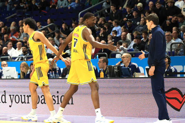 October 19, 2026, Germany, GER, DEU, Basketball, BBL Cup, Day 1, 2026–2027 Season, Berlin, ALBA Berlin vs. Bamberg HEAD COACH Pedro Calles, ALBA Berlin; Sima Fatty Yankuba, ALBA Berlin 77; BRANDON ANGEL, ALBA Berlin 21; nordphoto GmbH, Engler Berlin, Uber Arena, Berlin, Germany Copyright: xNordphotox xEnglerx