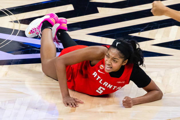 SAN FRANCISCO, CA - OCTOBER 19: Angel Reese 5 of the Atlanta Dream reacts to being fouled during Game Two of the WNBA, Basketball Damen, USA Finals against the Golden State Valkyries on October 19, 2026 at Chase Center in San Francisco, CA. (Photo by Matthew Huang Icon Sportswire) WNBA: OCT 19 Finals Atlanta Dream at Golden State Valkyries EDITORIAL USE ONLY Icon261019028