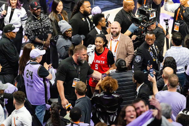 SAN FRANCISCO, CA - OCTOBER 19: Angel Reese 5 of the Atlanta Dream walks to the locker room after a win in Game Two of the WNBA, Basketball Damen, USA Finals against the Golden State Valkyries on October 19, 2026 at Chase Center in San Francisco, CA. (Photo by Matthew Huang Icon Sportswire) WNBA: OCT 19 Finals Atlanta Dream at Golden State Valkyries EDITORIAL USE ONLY Icon261019038