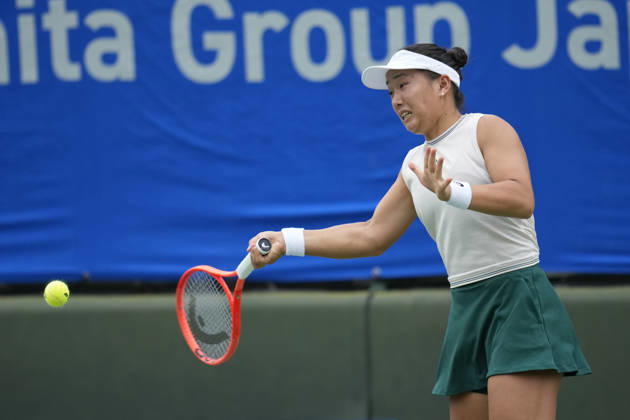 WTA, Tennis Damen Kinoshita Group Japan Open - Day 2 Claire Liu of the United States competes in her round of 32 singles match against Magda Linette of Poland at the 2026 Kinoshita Group Japan Open Women s tennis tournament at Utsubo Tennis Center in Osaka, Japan, on October 20, 2026. Osaka Japan  Copyright: xOwenxHammondx originalFilename:hammond-2026kino261020_npJp9.jpg