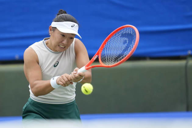 WTA, Tennis Damen Kinoshita Group Japan Open - Day 2 Claire Liu of the United States plays her round of 32 singles match against Magda Linette of Poland at the 2026 Kinoshita Group Japan Open Women s tennis tournament at Utsubo Tennis Center in Osaka, Japan, on October 20, 2026. Osaka Japan  Copyright: xOwenxHammondx originalFilename:hammond-2026kino261020_nppsc.jpg