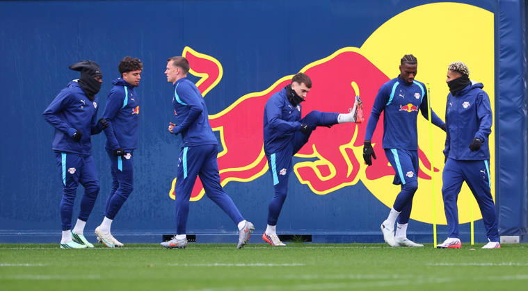 RB Leipzig Champions League Training, Leipzig, October 20, 2026, RB Academy, UEFA Champions League, RB Leipzig’s final training session on the day before Real Madrid vs. RB Leipzig. Pictured from left: Castello Lukeba, Neil El Aynaoui, Lukas Klostermann, Brajan Gruda, Ezechiel Banzuzi, and Antonio Nusa—all of RB Leipzig, Picture Point