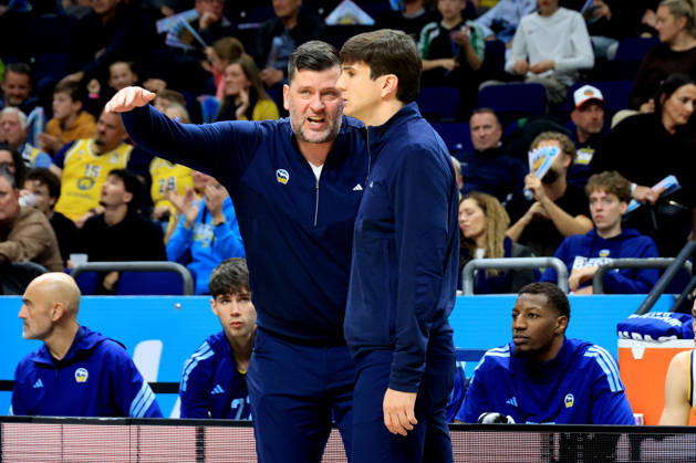 October 19, 2026, Germany, GER, DEU, Basketball, BBL Cup, Day 1, 2026–2027 Season, Berlin, ALBA Berlin vs. Bamberg Head Coach Pedro Calles (ALBA Berlin), Assistant Coach Sebastian Trzcionka (ALBA Berlin), nordphoto GmbH, Engler Berlin, Uber Arena, Berlin, Germany Copyright: xNordphotox xEnglerx
