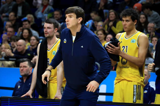 October 19, 2026, Germany, GER, DEU, Basketball, BBL Cup, Day 1, 2026–2027 Season, Berlin, ALBA Berlin vs. Bamberg HEAD COACH Pedro Calles, ALBA Berlin; JONAS MATTISSECK, ALBA Berlin 9; BRANDON ANGEL, ALBA Berlin 21; nordphoto GmbH, Engler Berlin, Uber Arena Berlin, Germany Copyright: xNordphotox xEnglerx