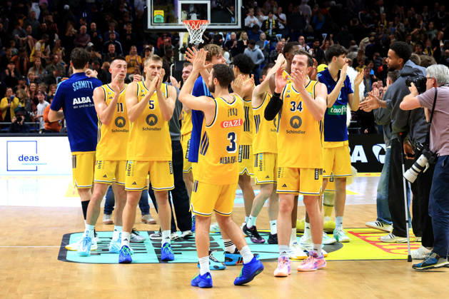 October 19, 2026, Germany, GER, DEU, Basketball, BBL Cup, Day 1, 2026–2027 Season, Berlin, ALBA Berlin vs. Bamberg ALBA Players, Cheering, Celebrating, Joy, Happiness, Happy, Positive Emotions, nordphoto GmbH Engler Berlin Uber Arena Berlin Germany Copyright: xNordphotox xEnglerx