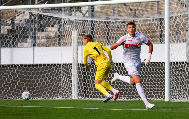 October 20, 2026, Stuttgart, U19 Champions League soccer, 2026–2027 season, U19 Youth League: VfB Stuttgart vs. Atlético Madrid, celebration after the 1–1 goal, goal scorer Enis Redzepi (VfB)