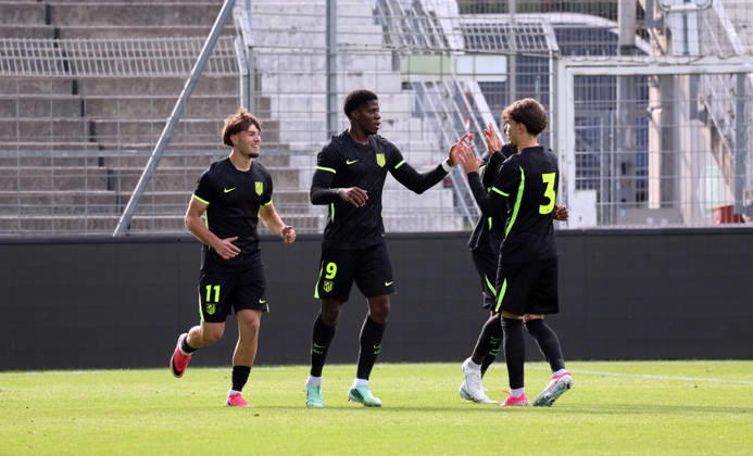 October 26, 2020 U19 VfB Stuttgart vs. U19 Atlético Madrid Germany, Stuttgart, October 20, 2026, Soccer, UEFA Youth League, 2026–2027 season, U19 VfB Stuttgart vs. U19 Atlético Madrid with Gabriel Obama; U19 Atlético Madrid celebrates goal 0–1 Obama