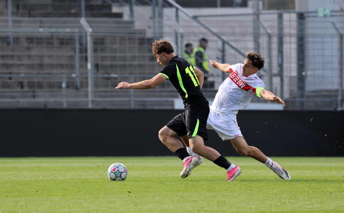 October 26, 2020 U19 VfB Stuttgart vs. U19 Atlético Madrid Germany, Stuttgart, October 20, 2026, Soccer, UEFA Youth League, 2026–2027 season, VfB Stuttgart U19 vs. Atlético Madrid U19: Joel Sánchez (Atlético Madrid U19), Massimo di Benedetto (VfB Stuttgart U19)