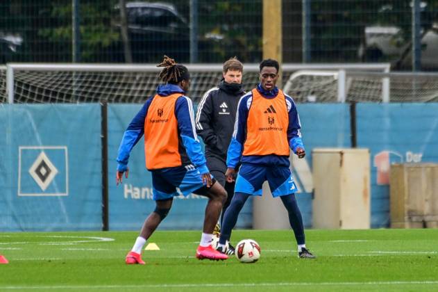 Terem Moffi, Coach Merlin Polzin, Lokonga, Albert Sambi, HSV, Germany, Hamburg, Volksparkstadion, soccer, Bundesliga 1, Hamburg SV training session