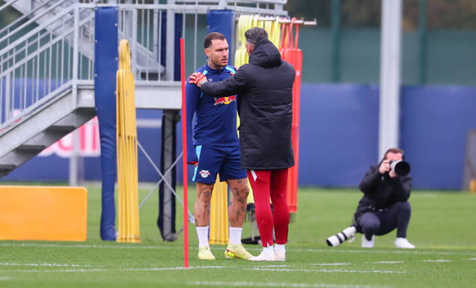 RB Leipzig Champions League Training, Leipzig, October 20, 2026, RB Academy, UEFA Champions League, RB Leipzig s final training session the day before Real Madrid vs. RB Leipzig; pictured: David Raum and coach Martin Demichelis, RB Leipzig, Picture Point