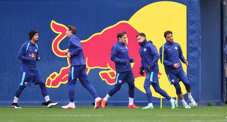 RB Leipzig Champions League Training, Leipzig, October 20, 2026, RB Academy, UEFA Champions League, RB Leipzig’s final training session on the day before Real Madrid vs. RB Leipzig. Pictured from left: Benjamin Henrichs, Willi Orban, Rocco Reitz, Christoph Baumgartner, and Max Finkgräfe—all of RB Leipzig, Picture Point