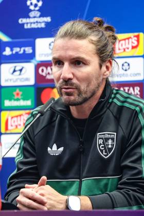 Lens head coach Yannick Cahuzac pictured during a press conference, PK, Pressekonferenz of French soccer team Racing Club de Lens, Tuesday 20 October 2026 in Brugge. The team is preparing for the third game in the UEFA Champions League league phase against Club Brugge tomorrow. BRUNOxFAHY  x190403760x