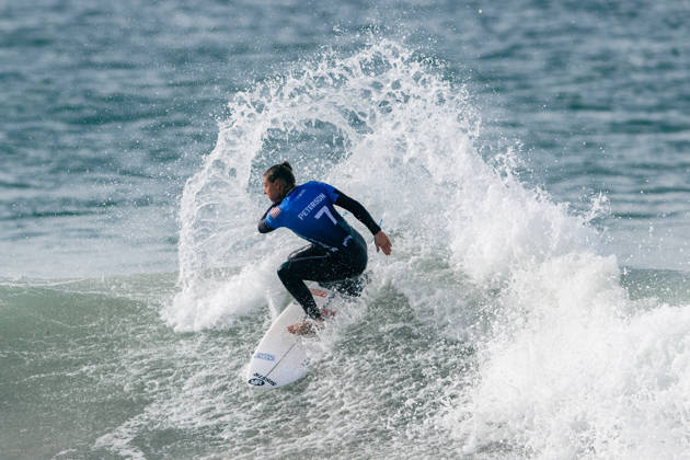 Meo Rip Curl Pro Portugal - Women Quarter Finals Lakey Peterson of the United States competes during the Meo Rip Curl Pro Portugal at Praia dos Supertubos in Peniche, Portugal, on October 20, 2026.  Copyright: xJoaoxRicox originalFilename:rico-meoripcu261020_npgVU.jpg