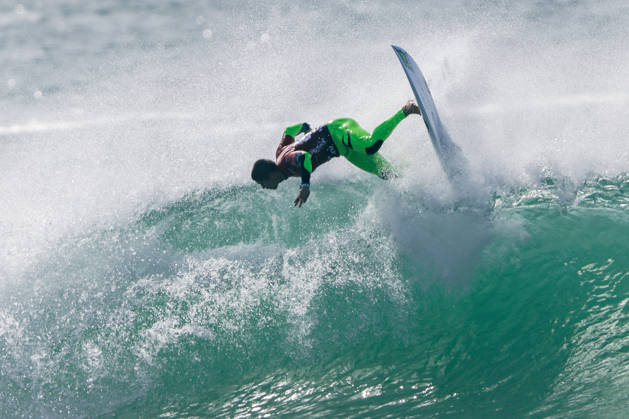 Meo Rip Curl Pro Portugal - Men Quarter Finals Morgan Cibilic of Australia competes during the Meo Rip Curl Pro Portugal at Praia dos Supertubos in Peniche, Portugal, on October 20, 2026. Peniche Leiria Portugal  Copyright: xJoaoxRicox originalFilename:rico-meoripcu261020_npmuZ.jpg