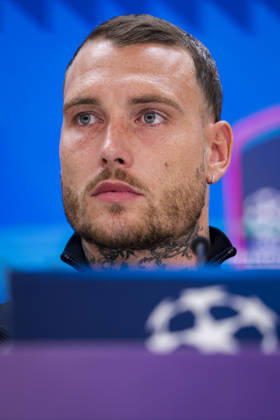 RB Leipzig Training Session And press conference, PK, Pressekonferenz - UEFA Champions League 2026 27 League Phase MD3 MADRID, SPAIN - OCTOBER 20: David Raum of RB Leipzig speaks during the press conference on day ahead of the UEFA Champions League 2026 27 League Phase MD3 at Estadio Bernabeu on October 20, 2026 in Madrid, Spain. Madrid Estadio Bernabeu Madrid Spain Copyright: xAlbertoxGardinx AGardin_20261020_Leipzig_Press_0109