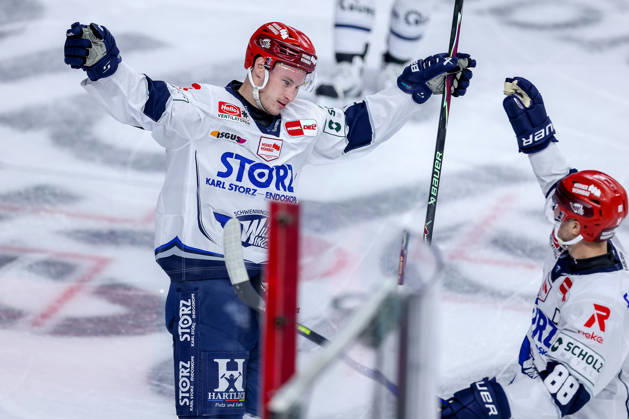 October 20, 2026, Ice hockey, DEL, Kölner Haie vs. Schwenninger Wild Wings, Matchday 49, 2026–27 season, Lanxess Arena, Cologne; celebration after the 1–0 goal scored by Philip Feist (SWW 09), along with North Rhine-Westphalia, Germany