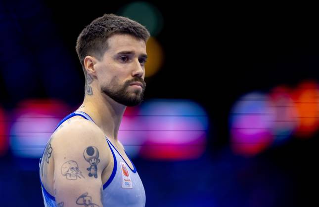 ROTTERDAM - Casimir Schmidt in action during the men s team final at the World Gymnastics Championships in Rotterdam Ahoy. IRIS VAN DEN BROEK ANP xVIxANPxSportx xxANPxIVx 573090535 originalFilename: 573090535.jpg