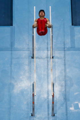 October 20, 2026: Haonan Yang of China competes on the parallel bars during the men’s team final on day four of the 2026 Artistic Gymnastics World Championships on October 20, 2026 in Rotterdam. Photo by Joel Marklund, BILDBYRÅN. Code: JM JM0861 bbeng artistic gymnastics gymnastics world championships team final  Copyright: JOELxMARKLUND BB261020JM018