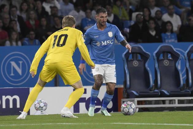 October 20, 2026, Napoli: Napoli s forward Matteo Politano (R) in action during the UEFA Champions League group phase match between SSC Napoli and Bodo-Glimt at Diego Armando Maradona Stadium in Naples, Italy, 20 october 2026 ANSA CIRO FUSCO. UEFA Champions League - Napoli Vs Bodo-Glimt - ZUMAa110 20261020_zaf_a110_002 Copyright: xCiroxFuscox