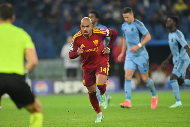 AS Roma v Slovan Bratislava - UEFA Champions League ROME, ITALY - OCTOBER 20 : Donyell Malen of AS Roma scores The penalty during the Champions League match between Slovan Bratislava at Stadio Olimpico on October 20 ,2026 in Rome, Italy. Claudio Pasquazi Anadolu Rome Italy. Editorial use only. Please get in touch for any other usage.  Copyright: x2026xAnadoluxClaudioxPasquazix