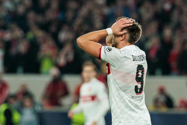 STUTTGART, GERMANY - OCTOBER 20: Ermedin Demirovic (VfB Stuttgart, 9) frustrated during the UEFA Champions League match between VfB Stuttgart vs. Atletico de Madrid at Arena Stuttgart on matchday 3 of the UEFA Champions League on October 20, 2026 in Stuttgart, Germany. Baden-Wuerttemberg Germany Copyright: xSteffiexWunderlx