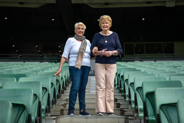 Olympic Games, Olympische Spiele, Olympia, OS ANNIVERSARY DINNER, Sandra Morgan-Beavis (left) and Marlene Mathews (right) pose for photos as part of 1956 Olympic Games 70th Anniversary Celebrations, in Melbourne, Wednesday, October 21, 2026. ( NO ARCHIVING MELBOURNE VICTORIA Australia  Copyright: xJayxKoglerx 20261021124234002920
