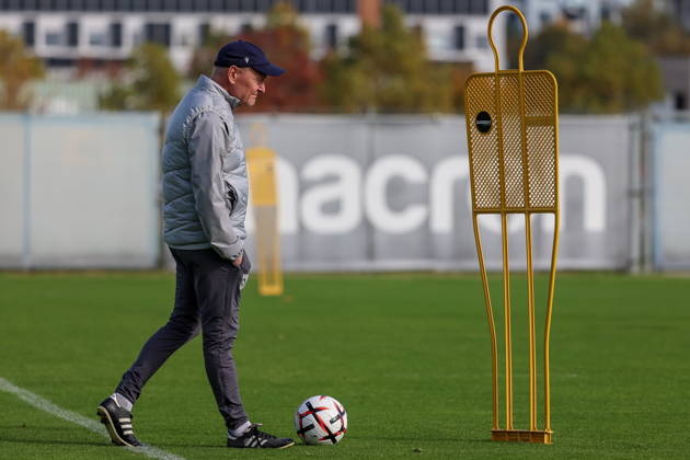 2026.10.21 Poznan Pilka nozna UEFA Liga Europy faza ligowa sezon 2026 2027 Trening Lech Poznan przed meczem z AFC Sunderland N z Trener Lecha Niels Frederiksen Foto Pawel Jaskolka PressFocus 2026.10.21 Poznan Football Europa League League Phase 2026 2027 Lech Poznan training session before AFC Sunderland game Credit: Pawel Jaskolka PressFocus NEWSPIX.PL --- newspix.pl 