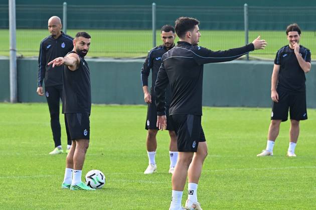 Training session of Trabzonspor in Turkiye TRABZON, TURKIYE - OCTOBER 21: Trabzonspor players take part in the final training session at the Mehmet Ali Yilmaz Facilities in Trabzon, Turkiye, on October 21, 2026, ahead of UEFA Conference League match against Hearts. Selcuk Kilic Anadolu Trabzon Turkey. Editorial use only. Please get in touch for any other usage.  Copyright: x2026xAnadoluxSelcukxKilicx