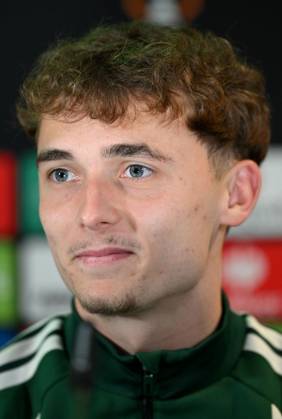 Callum Osmand of Celtic at a press conference, PK, Pressekonferenz Celtic Training, Football, Lennoxtown Training Centre, Glasgow, Scotland, UK - 21 Oct 2026Glasgow Lennoxtown Training Centre Scotland United Kingdom  Copyright: xMarkxRunnacles Shutterstockx 17227769dq