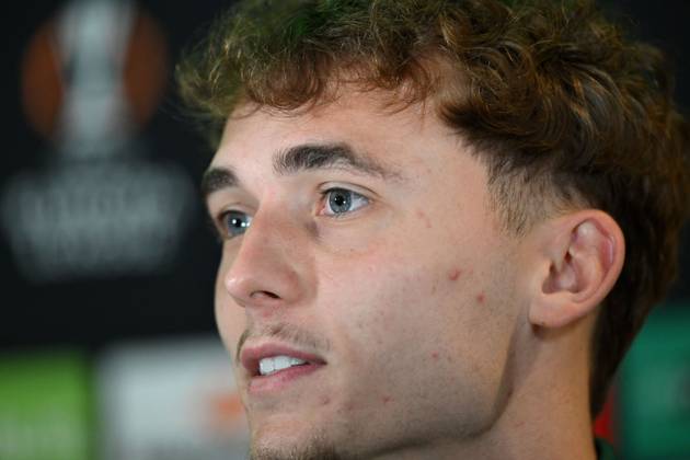 Callum Osmand of Celtic at a press conference, PK, Pressekonferenz Celtic Training, Football, Lennoxtown Training Centre, Glasgow, Scotland, UK - 21 Oct 2026Glasgow Lennoxtown Training Centre Scotland United Kingdom  Copyright: xMarkxRunnacles Shutterstockx 17227769dp