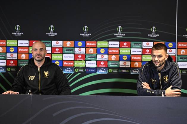 FC Midtjylland v Sint-Truidense VV - UEFA Conference League Media Activities 21 10 2026 HERNING, DENMARK - OCTOBER 21 : De Meyer Frederic head coach of Sint-Truidense VV and Musliu Visar defender of Sint-Truidense VV speaking with the media during a pre-match press conference, PK, Pressekonferenz ahead of the UEFA Conference League 2026 27 League Phase matchday 2 match between FC Midtjylland and Sint-Truidense VV on October 21, 2026 in Herning, Denmark, 21 10 2026 Herning Denmark  Copyright: xTomasxSiskx