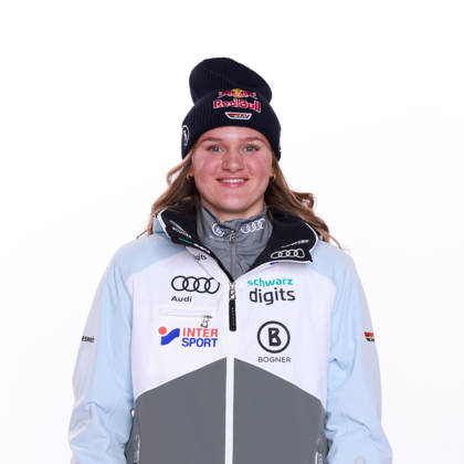 DSV German Ski Association Portraits Season 2026–27 Emma AICHER Alpine Skiing, single image, cropped single shot, portrait, portrait, portrait, DSV,German Ski Association Season 2026–2027 German Ski Association via SVEN SIMON Photo Agency Poolfoto SvenSimon Deutscher Skiverband ,EDITORIAL USE ONLY
