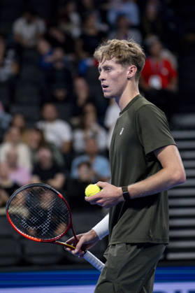 TENNIS : ATP, Tennis Herren 250 - Grand Tennis AURA - Decines (France) 21 10 2026 Corentin Moutet (FRA) vs Felix Balshaw (FRA) during the tournament of the Auvergne Rhône-Alpes Grand Prix at the LDLC Arena in Décines on October 21, 2026. Photo Sandrine Thesillat PsNewZ  Copyright: xSandrinexTHESILLATx