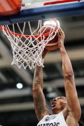 Terrell Harris of the Gladiators Trier dunking, action shot, cutout image: Vet Concept Gladiators Trier vs. KK Split, basketball, FIBA Europe Cup, Matchday 3, 2026–2027 season, October 21, 2026 Vet Concept Gladiators Trier vs. KK Split, Basketball, FIBA Europe Cup, Matchday 3, 2026–2027 Season, October 21, 2026 Copyright: xEibnerxPressefotox EP_ANS