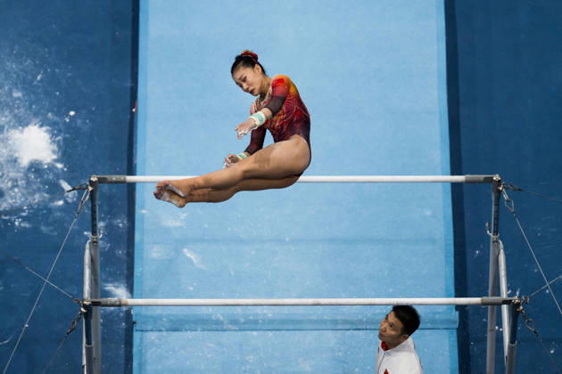 2026 Artistic Gymnastics World Championships, Day 5, Women’s Team Final, October 21, 2026: Siyu Du of China competes on the uneven bars during the women’s team final on day five of the 2026 Artistic Gymnastics World Championships on October 21, 2026 in Rotterdam. Photo by Joel Marklund, BILDBYRÅN. Code: JM JM0863 bbeng artistic gymnastics gymnastics world championships final team final women’s  Copyright: JOELxMARKLUND BB261021JM017