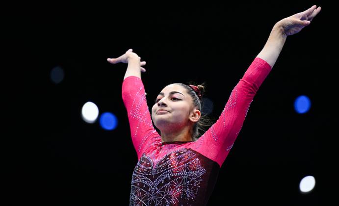Netherlands Artistic Gymnastics World Championships 9270108 21.10.2026 Liudmila Roshchina of Team World Gymnastics Neutral Athletes 2 competes on the balance beam during the women s team final at the 2026 World Artistic Gymnastics Championships in Rotterdam, the Netherlands. Alexey Filippov Sputnik Rotterdam Netherlands  Copyright: xAlexeyxFilippovx