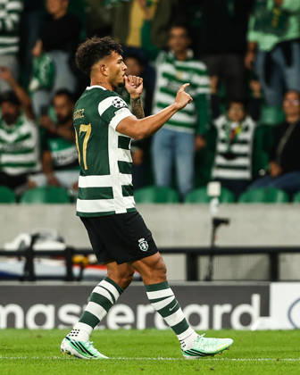 Sporting CP v LASK Linz. UEFA Champions League. Matchday 3. Luis Suarez of Sporting CP celebrating after scoring the 1-0 during the UEFA Champions League match between Sporting CP Portugal and LASK Linz played at Jose Alvalade Stadium on October 21, 2026 in Lisboa, Portugal. kpng Copyright: xSandroxAlemaox xPRESSINPHOTOx SA_2627_SPO_LAN_018