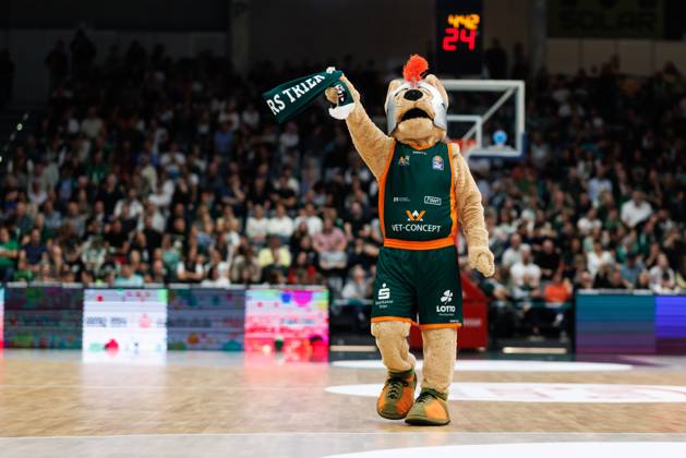 Portus the mascot, emotions, gestures, body language, facial expressions, cutout image: Vet Concept Gladiators Trier vs. KK Split, basketball, FIBA Europe Cup, Matchday 3, 2026–2027 season, October 21, 2026 Vet Concept Gladiators Trier vs. KK Split, Basketball, FIBA Europe Cup, Matchday 3, 2026–2027 Season, October 21, 2026 Copyright: xEibnerxPressefotox EP_ANS