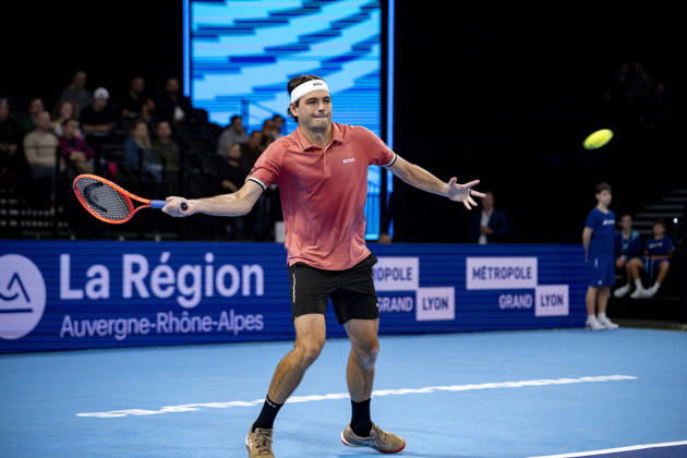 TENNIS : ATP, Tennis Herren 250 - Grand Prix Tennis AURA - Decines (France) 22 10 2026 Pierre-Hugues Herbert (FRA) vs Taylor Fritz (USA) during the tournament of the Auvergne Rhône-Alpes Grand Prix at the LDLC Arena in Décines on October 22, 2026. Photo Sandrine Thesillat PsNewZ  Copyright: xSandrinexTHESILLATx
