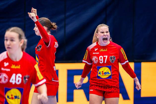 HANDBALL - AUT vs FRO, test match TULLN,AUSTRIA,22.OCT.26 - HANDBALL - OEHB international test match, ladies, Austria vs Faroe Islands. Image shows the rejoicing of Philomena Egger (AUT).  GEPAxpictures xKevinxHackner