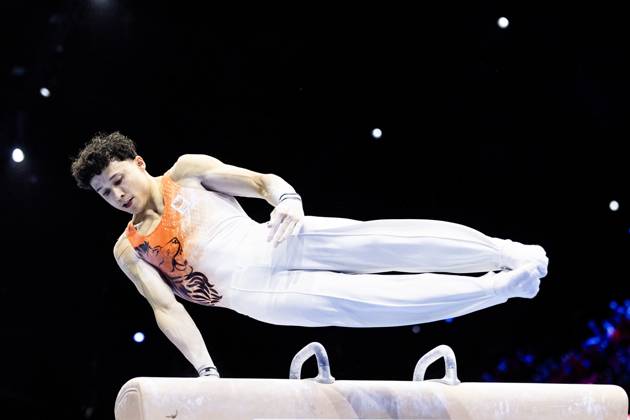 ROTTERDAM - Jermain Gruenberg (NED) during the All-Around final at the World Gymnastics Championships in Rotterdam Ahoy. IRIS VAN DEN BROEK ANP xVIxANPxSportx xxANPxIVx 573291164 originalFilename: 573291164.jpg