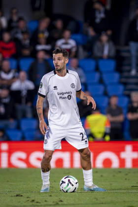 Getafe CF v FC Lugano - UEFA Conference League 2026 27 League Phase MD2 GETAFE, SPAIN - OCTOBER 22: Uran Bislimi of FC Lugano is in action with the ball during the UEFA Conference League 2026 27 League Phase MD2 match between Getafe CF and FC Lugano at Estadio Coliseum on October 22, 2026 in Getafe, Spain. Madrid Estadio Coliseum Madrid Spain Copyright: xAlbertoxGardinx AGardin_20261022_Get_Lug_0143