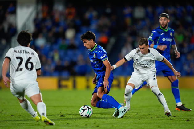 October 22, 2026, Getafe, Madrid, Spain: Ramon Terrats of Getafe CF and Ezgjan Alioski of FC Lugano compete for the ball during the UEFA Conference League 2026 27 League Phase MD2 football match between Getafe CF and FC Lugano at Coliseum de Getafe stadium on October 22, 2026, in Getafe, Spain. Getafe Spain - ZUMAa181 20261022_zaa_a181_064 Copyright: xDennisxAgyemanx