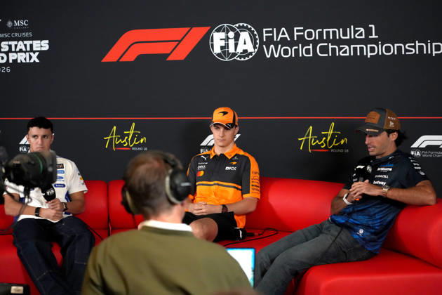 October 22, 2026, Circuit of The Americas, Austin, FORMULA 1 MSC CRUISES UNITED STATES GRAND PRIX 2026; pictured: Isack Hadjar (FRA), Oracle Red Bull Racing; Oscar Piastri (AUS), McLaren Mastercard F1 Team; Carlos Sainz Jr. (ESP), Atlassian Williams F1 Team. Photo by Hasan Bratic, DeFodi Images