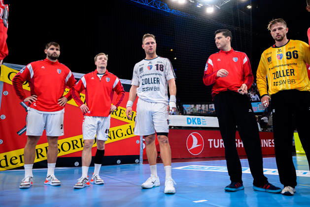 Stuttgart HBL 26 27 TVB Stuttgart SG BBM Bietigheim dissatisfied, disappointed, dejected, frustrated, Stuttgart Porsche Arena, Baden-Württemberg, Germany